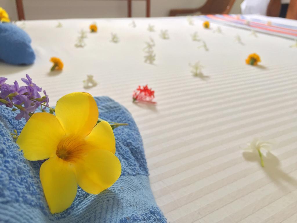 Garden Inn Мириса Екстериор снимка