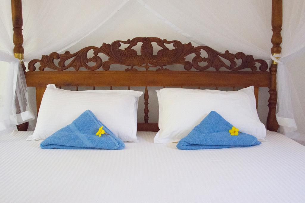 Garden Inn Мириса Екстериор снимка